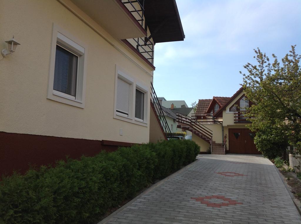 Jokai Apartmanhaz Hévíz Екстериор снимка
